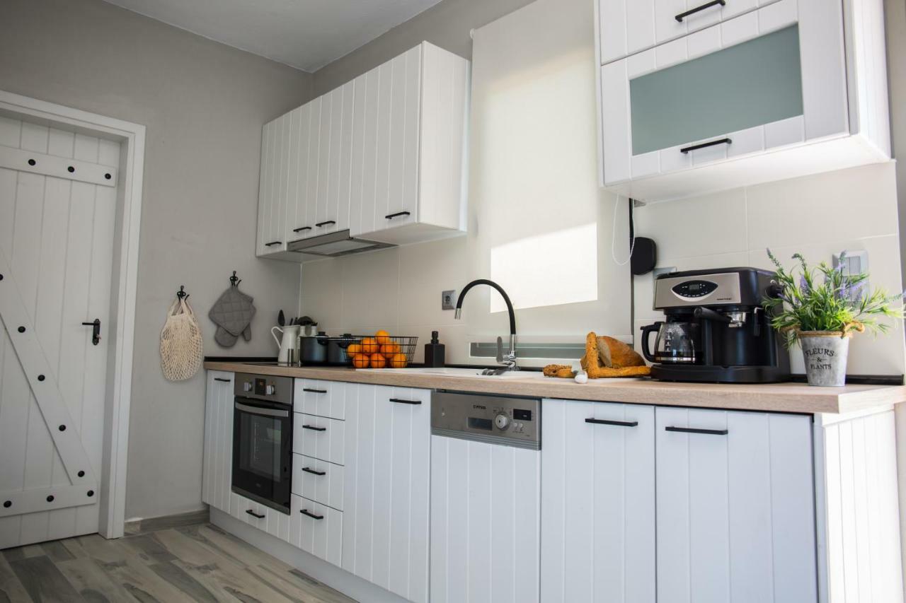 Ananda Homes Пефкохори Екстериор снимка